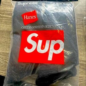 Hanes Supreme Cushion Crew Socks - 4 Pairs Gray